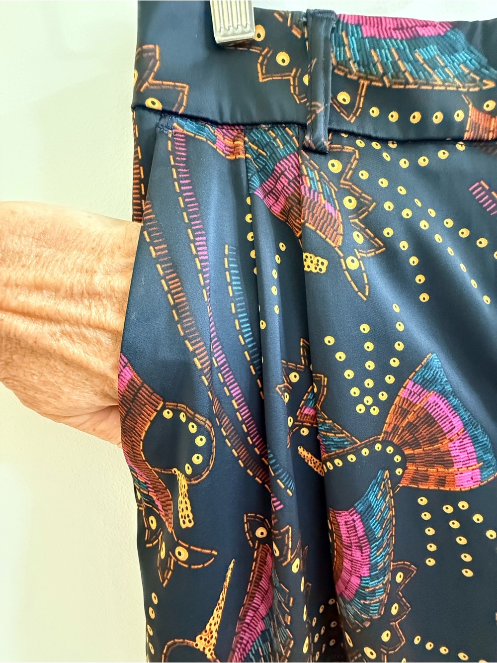 House of Harlow 1960 Navy Wide-Leg Printed Palazzo Pants - Picture 7 of 12